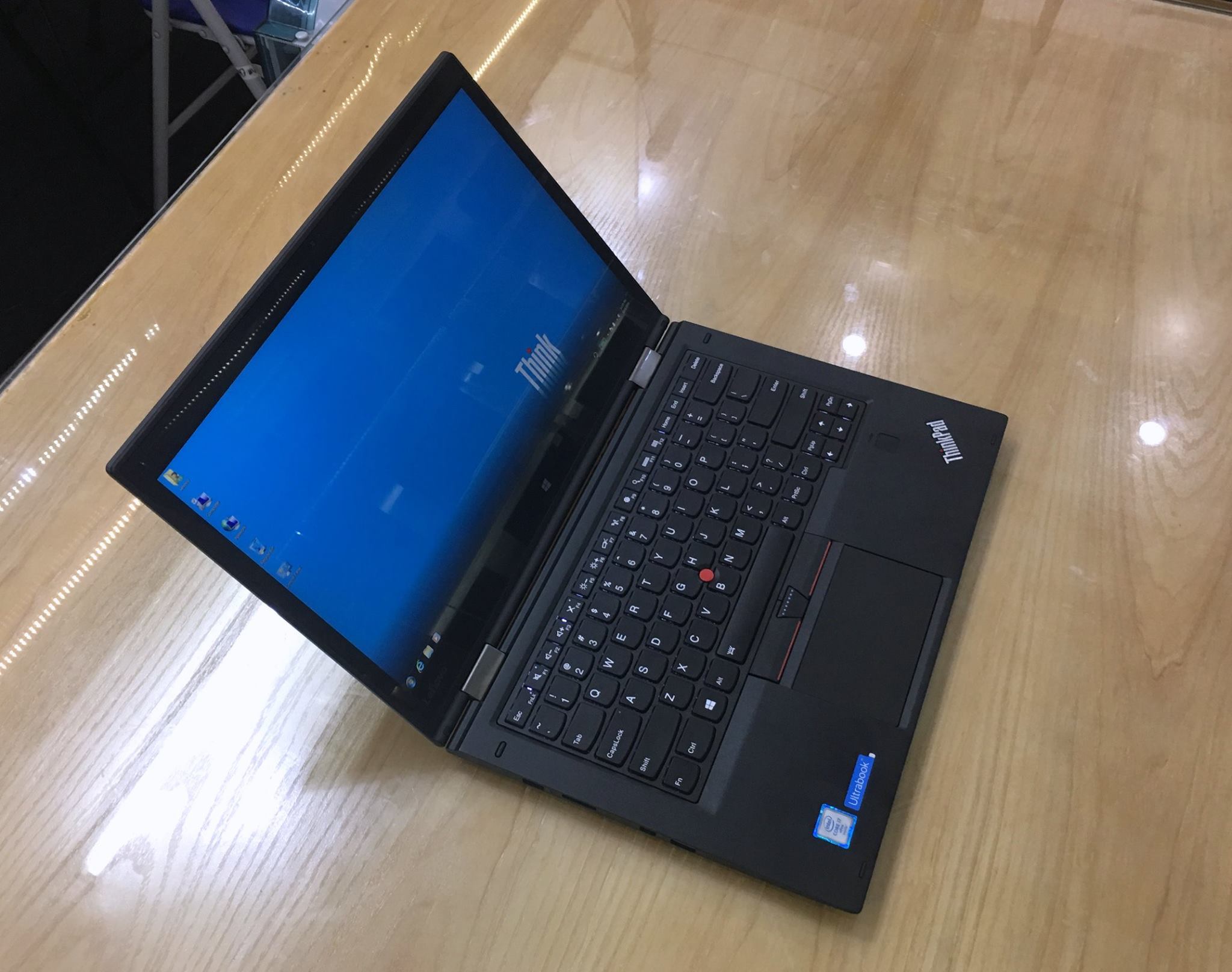 Lenovo ThinkPad X1 Yoga-4.jpg